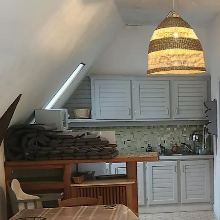 La Cayrouse Piscine Tennis Boulodrome * Le Bouyssou