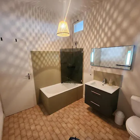 Villa La Cayrouse Piscine Tennis Boulodrome Le Bouyssou