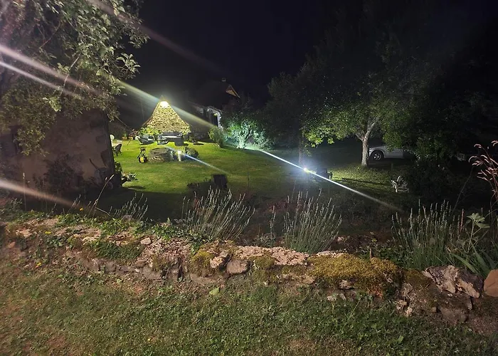 La Cayrouse Piscine Tennis Boulodrome Villa