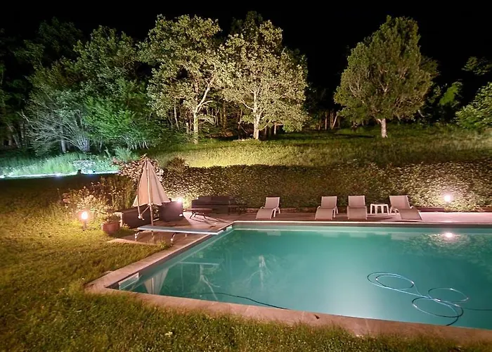 Villa La Cayrouse Piscine Tennis Boulodrome Le Bouyssou